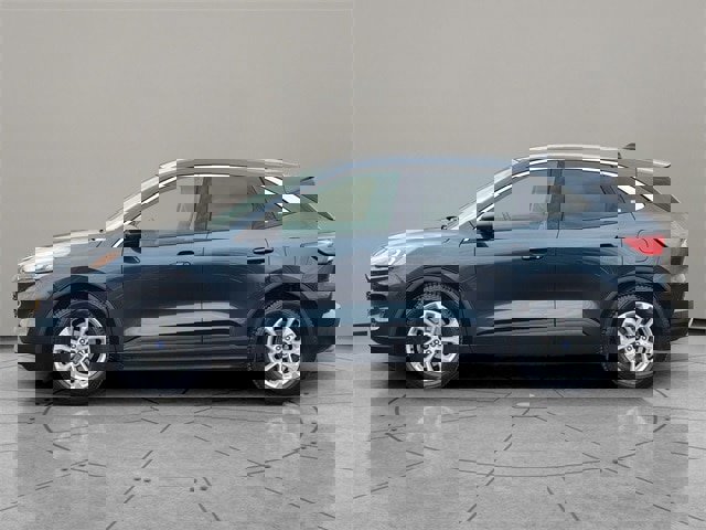 Certified 2022 Ford Escape SE image 9