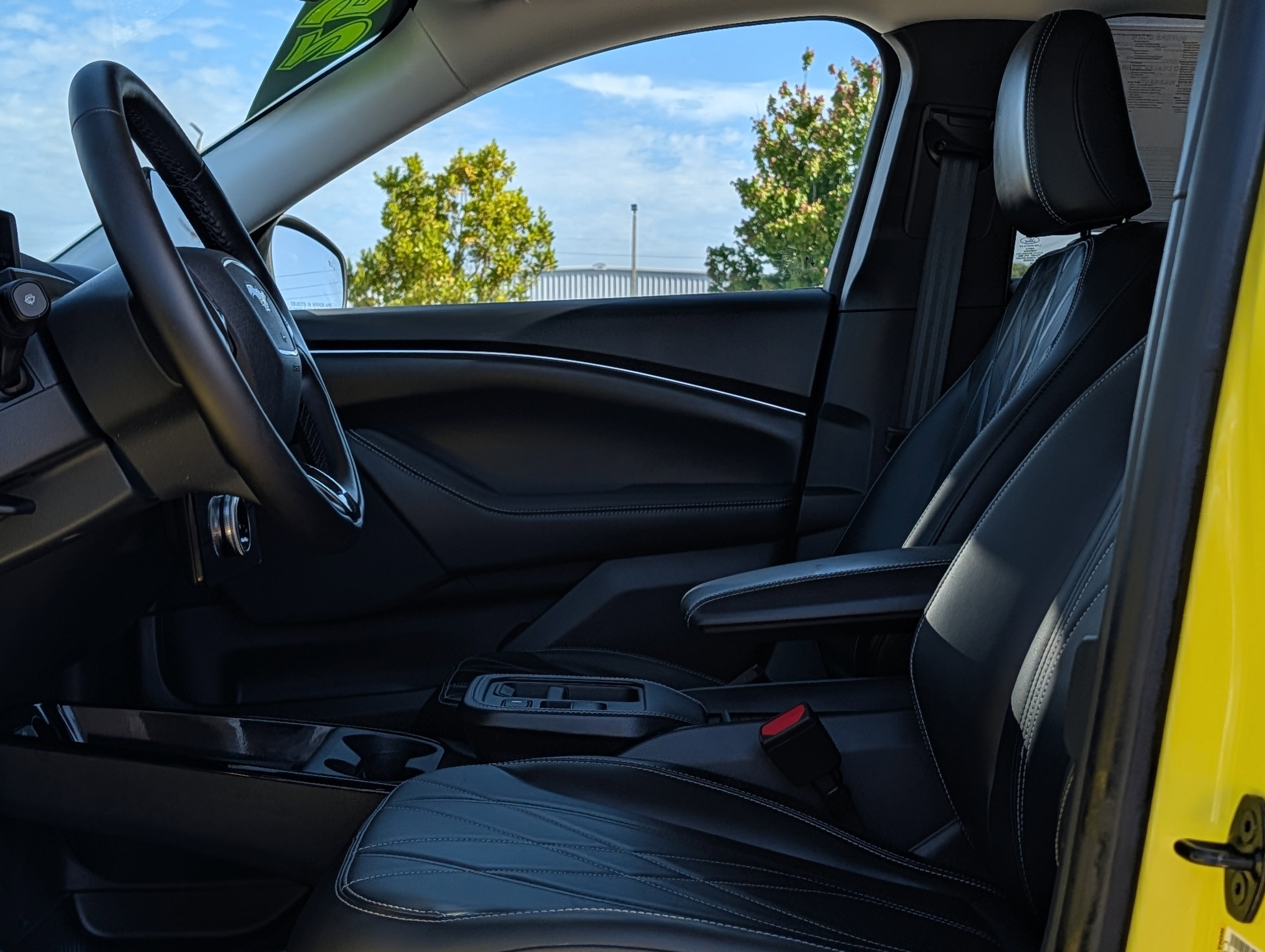 Certified 2025 Ford Mustang Mach-E Select w/ Comfort Package Lite AWD/4WD image 19