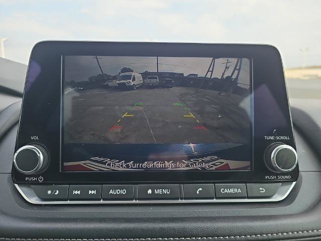 Used 2024 Nissan Rogue SV FWD image 21
