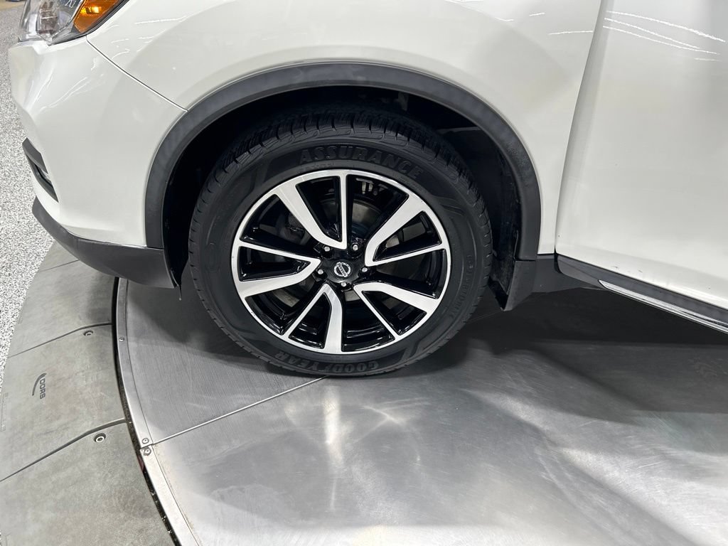 Used 2019 Nissan Rogue SL AWD/4WD image 30