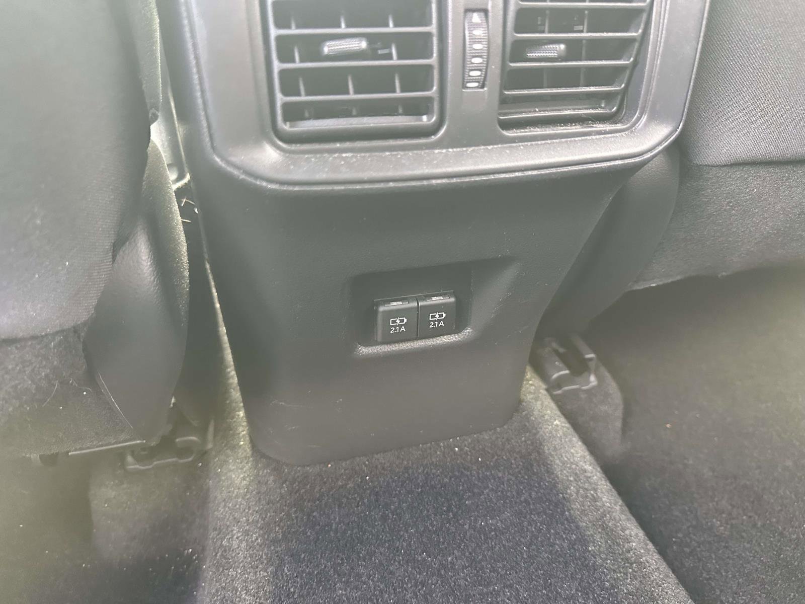 Used 2019 Toyota RAV4 XLE image 11