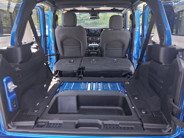 Used 2024 Jeep Wrangler Unlimited Sport AWD/4WD image 24