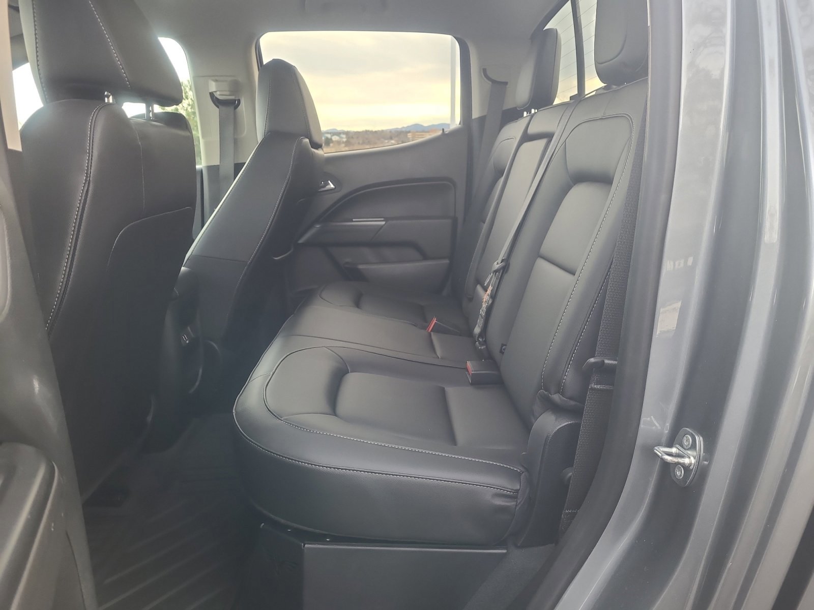 Used 2022 Chevrolet Colorado ZR2 image 17