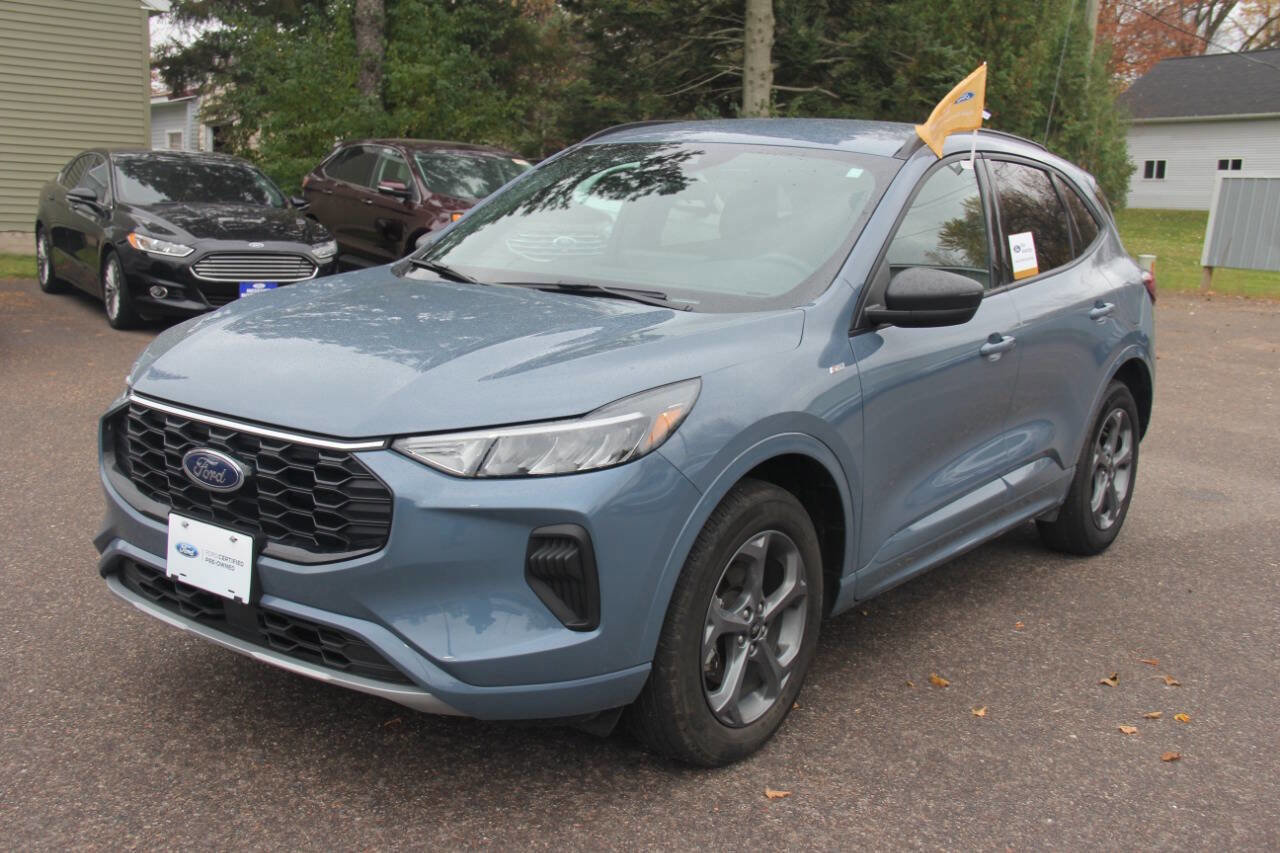 Certified 2024 Ford Escape ST-Line w/ Tech Pack #1 image 8