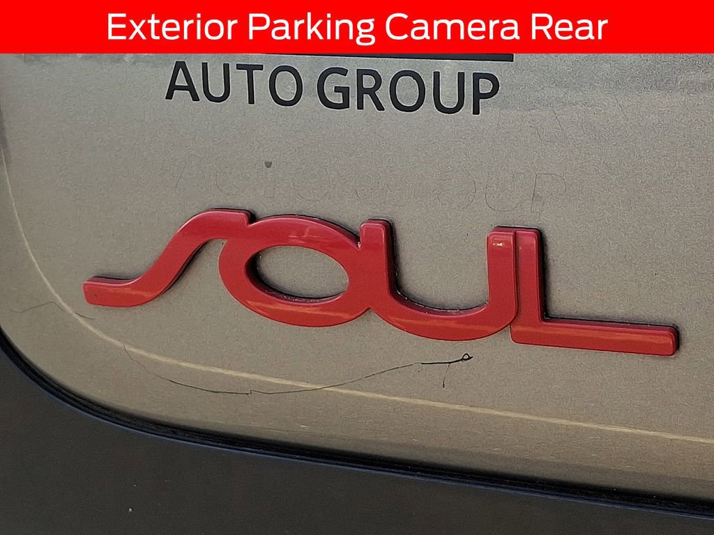 Used 2018 Kia Soul ! image 27