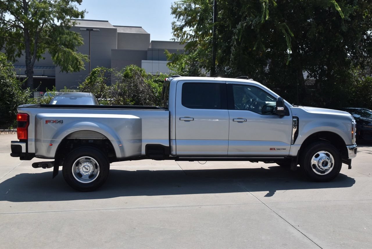 Certified 2024 Ford F350 Lariat w/ Lariat Ultimate Package AWD/4WD image 6