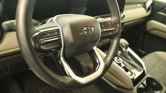 Used 2024 Chevrolet Colorado ZR2 w/ Safety Package AWD/4WD image 14