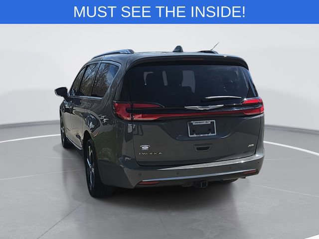 Used 2022 Chrysler Pacifica Pinnacle image 3
