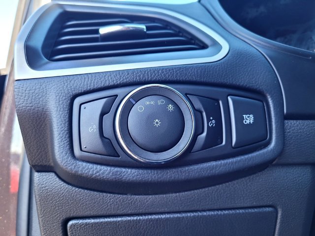 Certified 2024 Ford Edge SEL AWD/4WD image 15