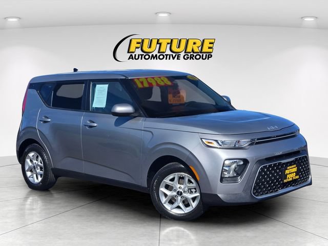 Used 2022 Kia Soul LX w/ Technology Package