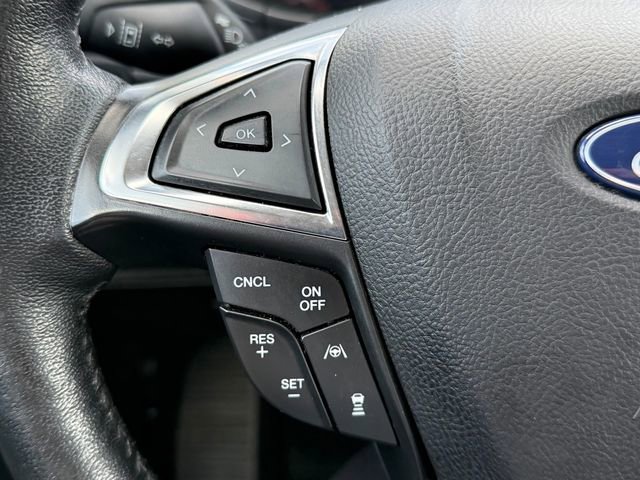 Certified 2022 Ford Edge Titanium w/ Equipment Group 301A image 21