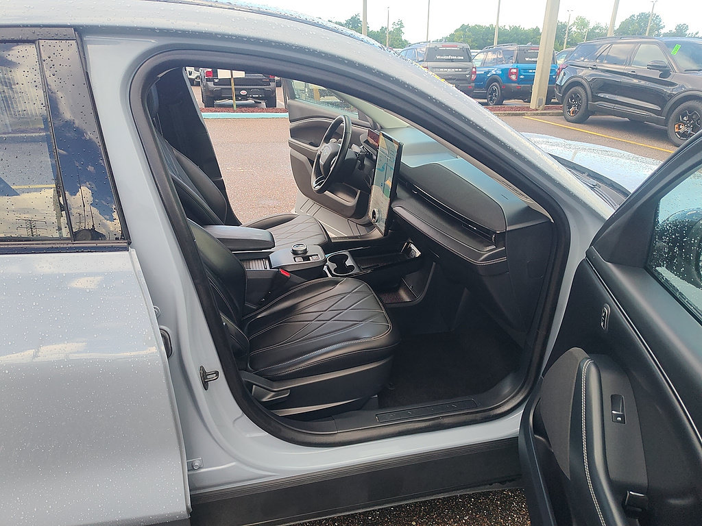 Certified 2024 Ford Mustang Mach-E Select RWD image 23