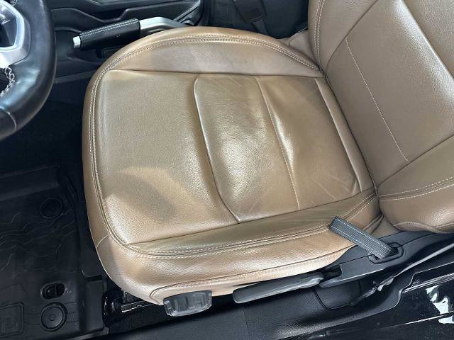 Used 2022 Jeep Wrangler Unlimited Sahara w/ Cold Weather Group image 18