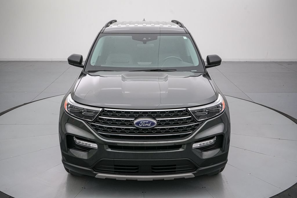 Certified 2023 Ford Explorer XLT w/ Equipment Group 202A AWD/4WD image 9
