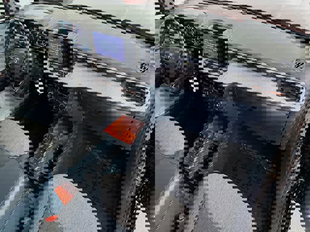 Certified 2022 Ford Maverick XLT w/ XLT Luxury Package image 31