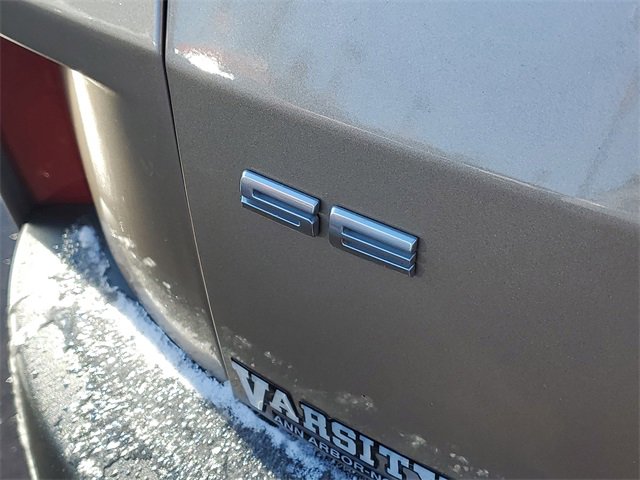 Certified 2020 Ford Escape SE image 6