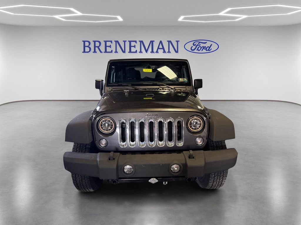 Used 2017 Jeep Wrangler Sport w/ Quick Order Package 24S AWD/4WD image 2