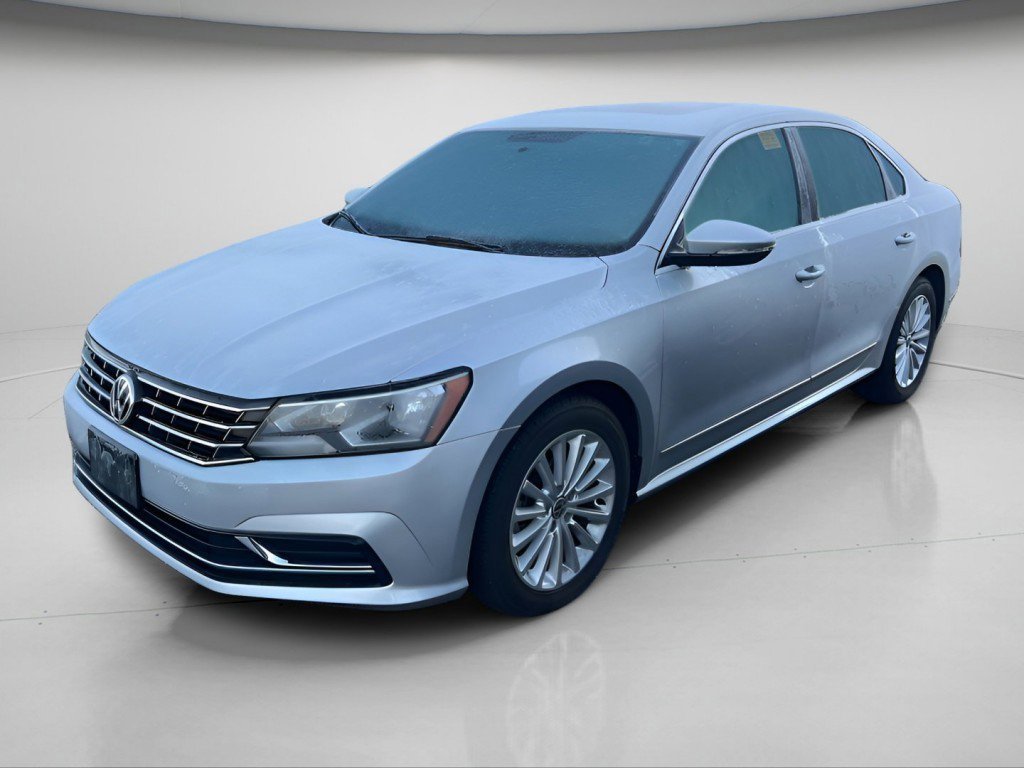 Used 2017 Volkswagen Passat 1.8T SE image 11