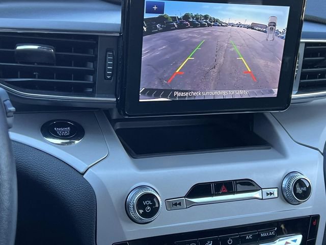 Certified 2024 Ford Explorer XLT w/ Equipment Group 202A AWD/4WD image 22