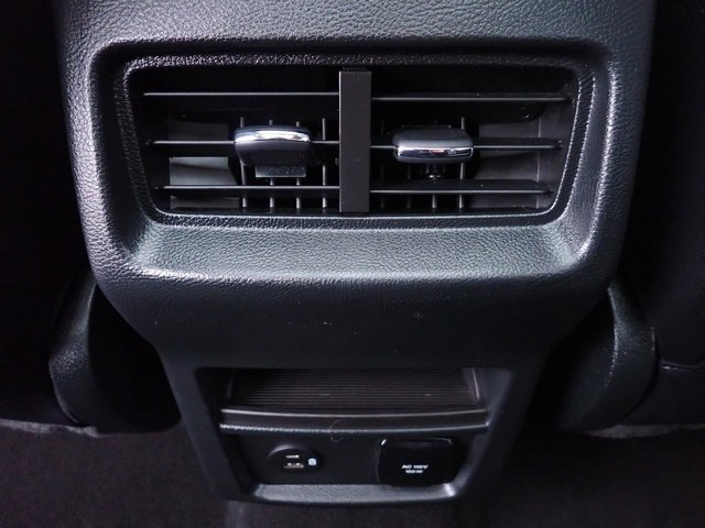 Certified 2022 Ford Edge SEL w/ Convenience Package image 20