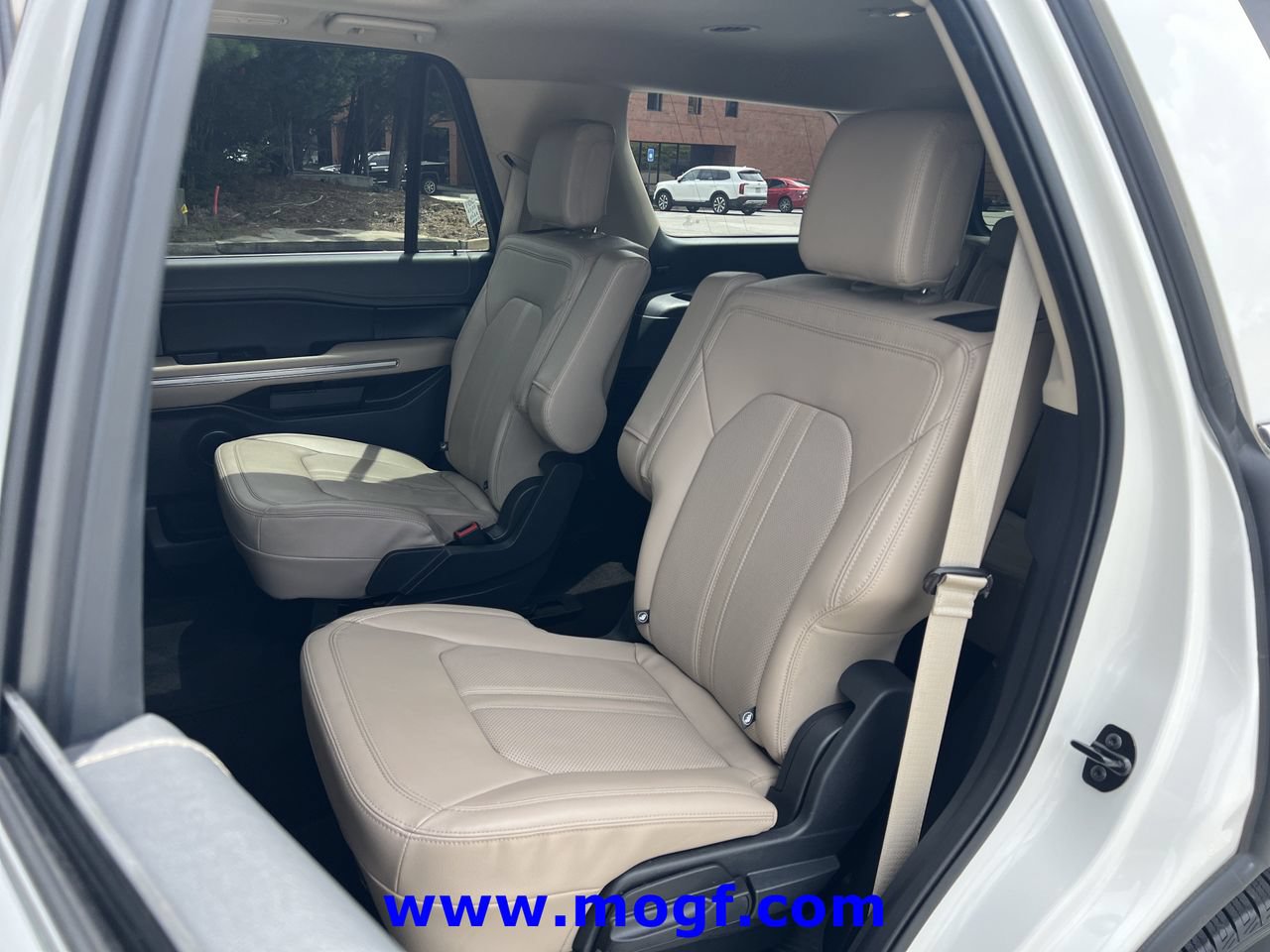 Certified 2023 Ford Expedition Limited AWD/4WD image 21