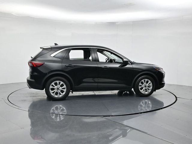 Certified 2024 Ford Escape Active FWD image 2