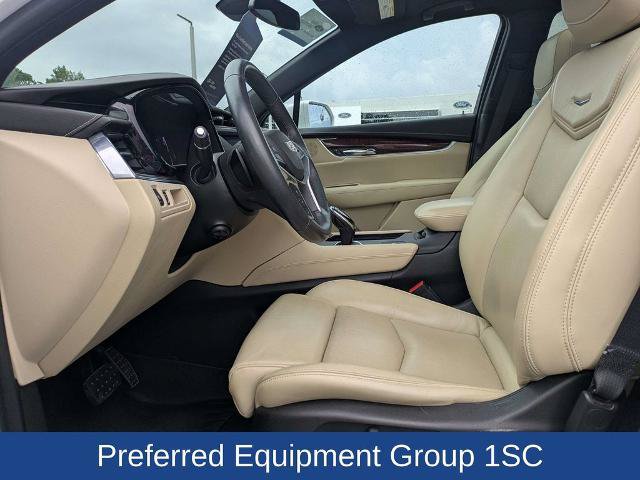Used 2017 Cadillac XT5 Luxury w/ Driver Awareness Package FWD image 15