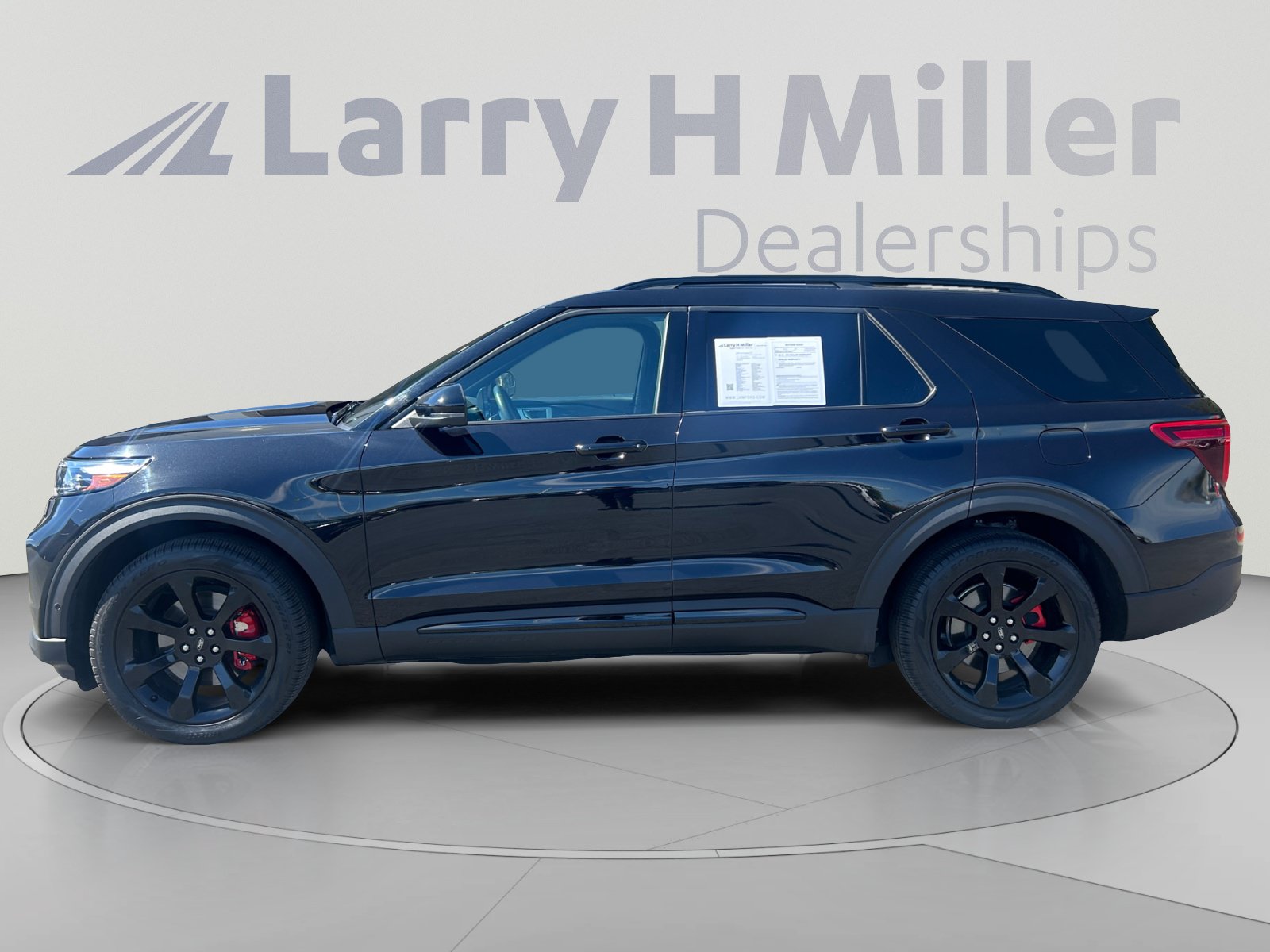 Certified 2020 Ford Explorer ST w/ ST Street Pack AWD/4WD image 2