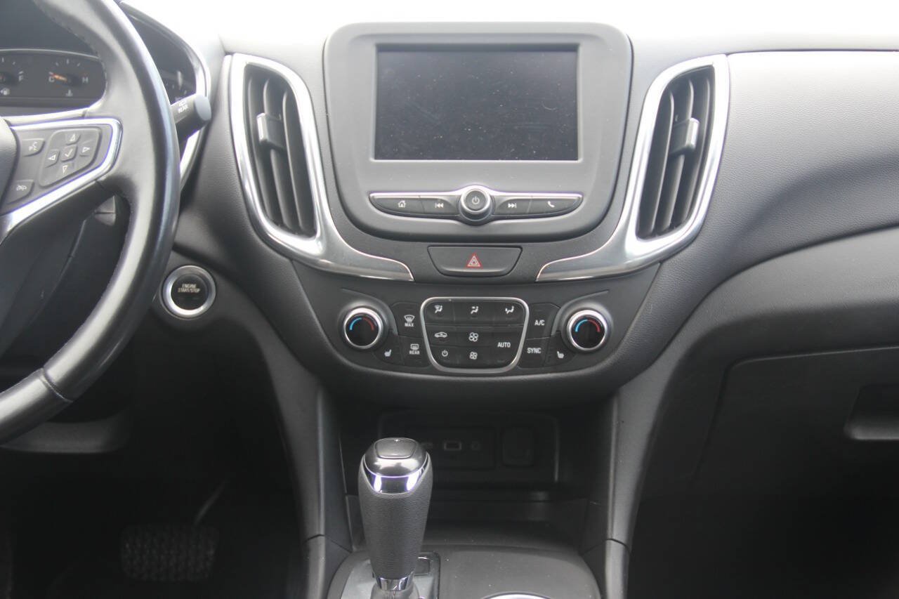 Used 2020 Chevrolet Equinox LT AWD/4WD image 19