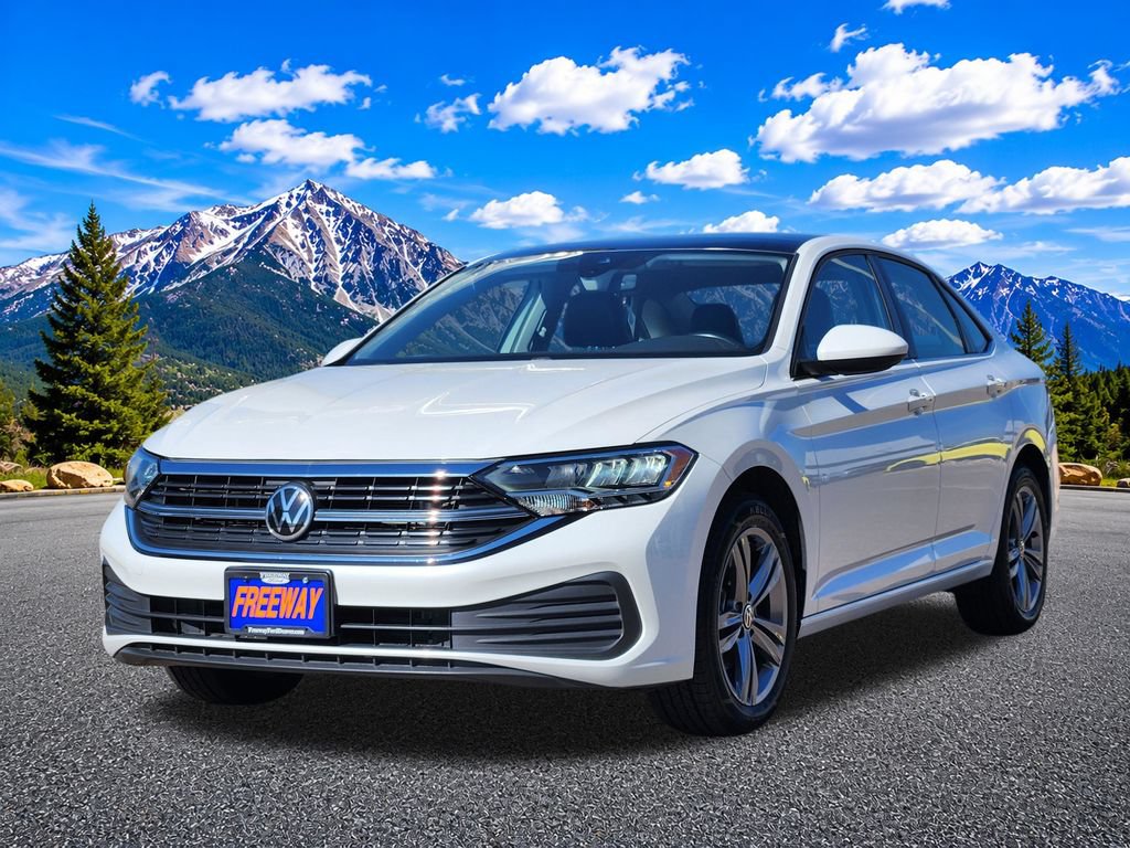 Used 2023 Volkswagen Jetta SE FWD image 4