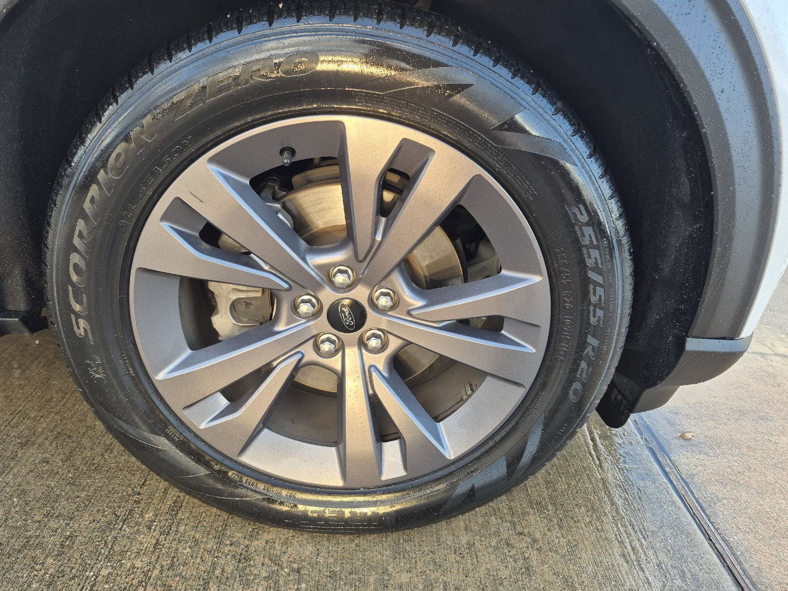 Certified 2023 Ford Explorer XLT w/ Equipment Group 202A image 7