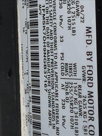 Certified 2022 Ford Explorer XLT w/ Equipment Group 202A RWD image 24