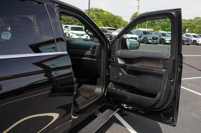 Certified 2019 Ford Expedition Limited w/ Equipment Group 301A AWD/4WD image 36