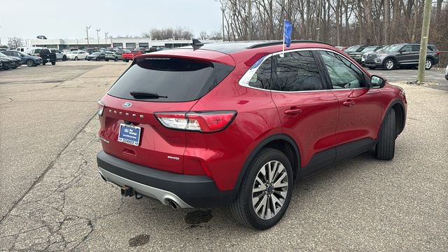 Certified 2022 Ford Escape Titanium w/ Class II Trailer Tow Package image 5