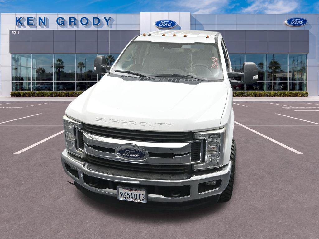 Certified 2018 Ford F250 XLT w/ XLT Value Package AWD/4WD image 10