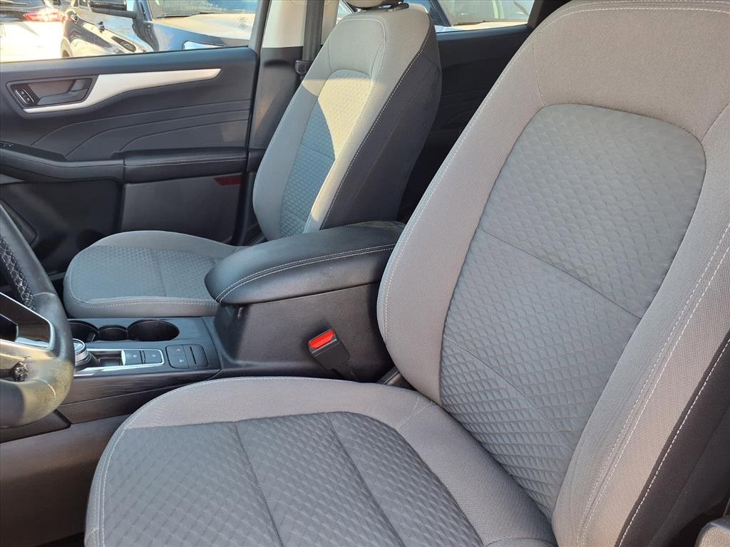 Certified 2022 Ford Escape SE w/ Convenience Package image 3