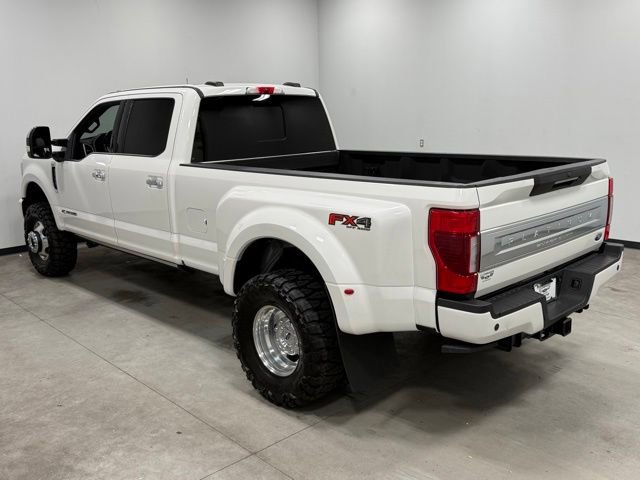 Certified 2022 Ford F350 Platinum AWD/4WD image 9