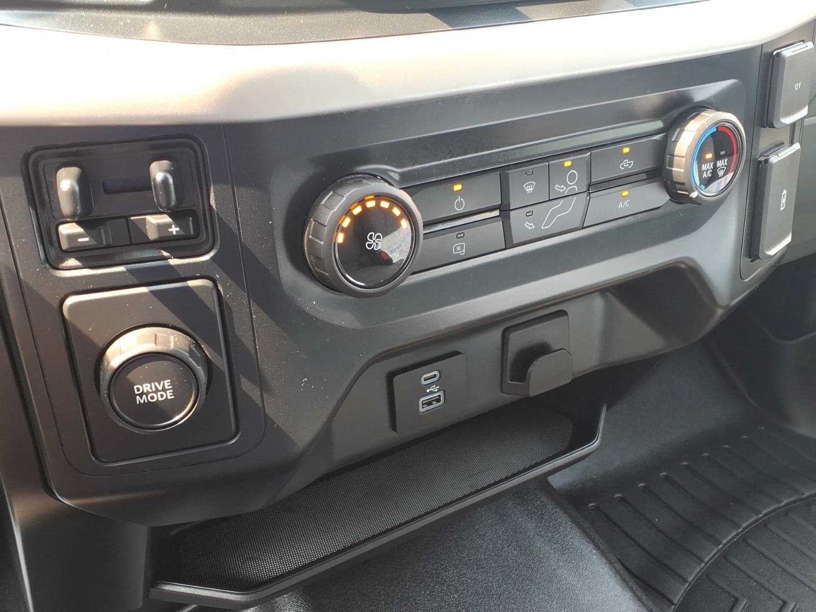 Certified 2022 Ford F150 XL w/ Equipment Group 101A High RWD image 18