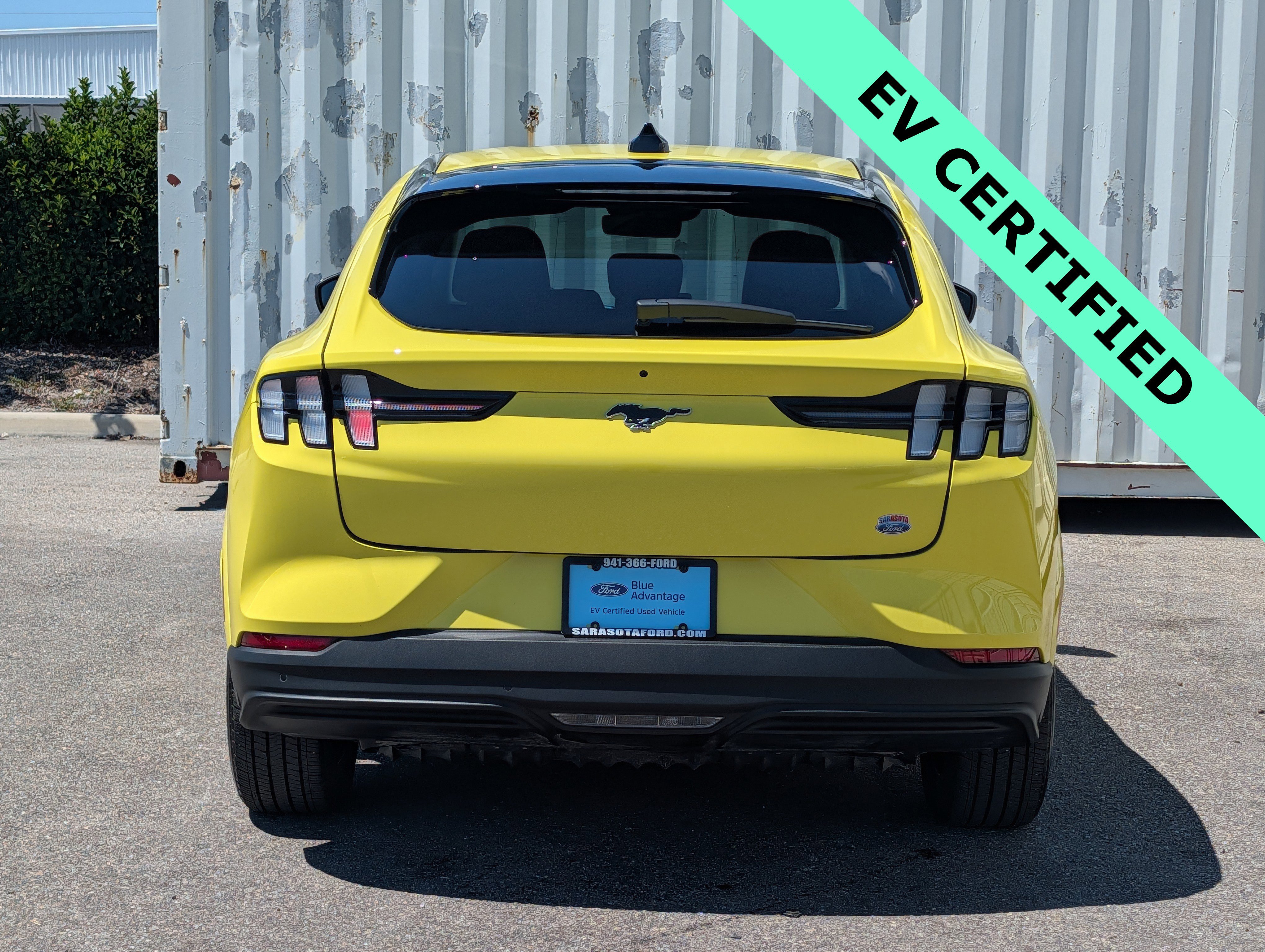 Certified 2025 Ford Mustang Mach-E Premium AWD/4WD image 5