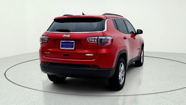 Used 2024 Jeep Compass Latitude AWD/4WD image 7
