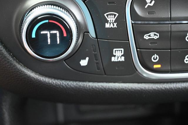 Used 2022 Chevrolet Equinox RS w/ Infotainment Package image 38