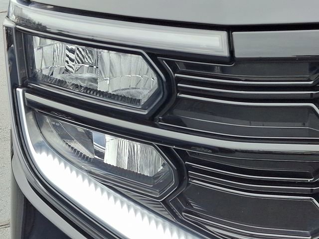 Certified 2025 Ford Expedition Max Platinum image 28