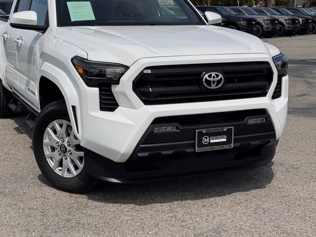Used 2025 Toyota Tacoma SR5 RWD image 3