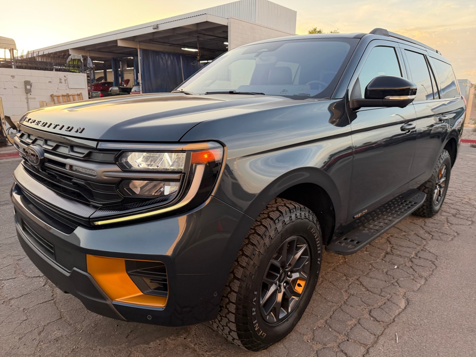 Certified 2025 Ford Expedition Tremor AWD/4WD image 10