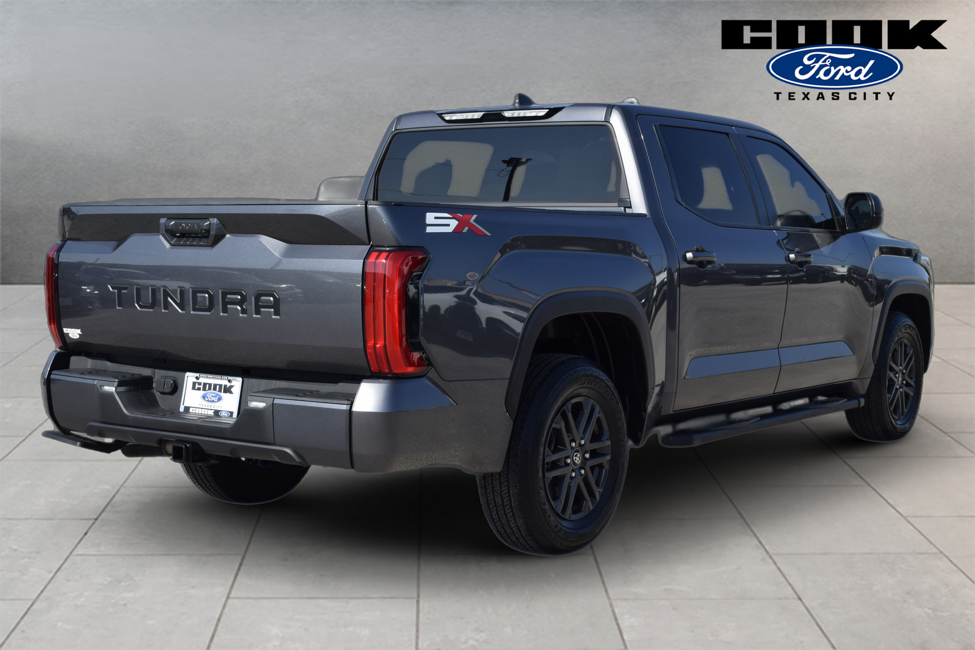 Used 2025 Toyota Tundra SR5 w/ SX Package RWD image 3