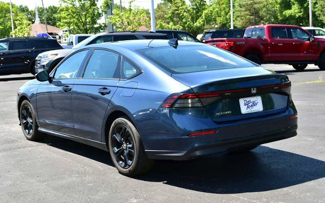 Used 2025 Honda Accord SE image 4