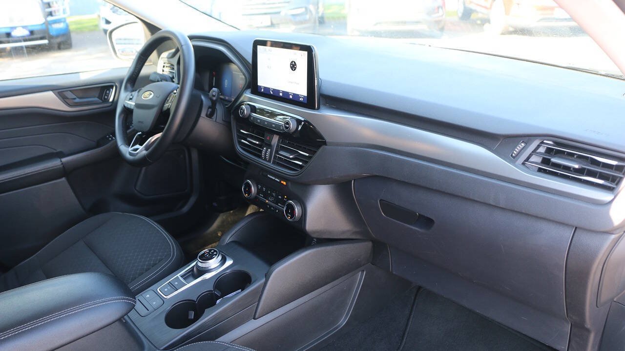 Certified 2024 Ford Escape Active AWD/4WD image 27