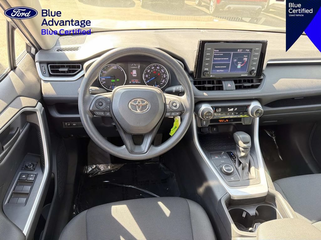 Used 2021 Toyota RAV4 LE AWD/4WD image 10