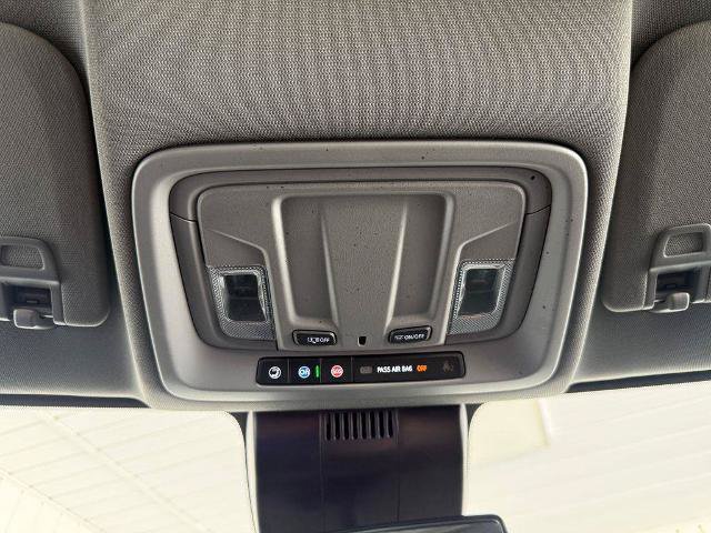 Used 2025 Chevrolet Silverado 1500 LT RWD image 23