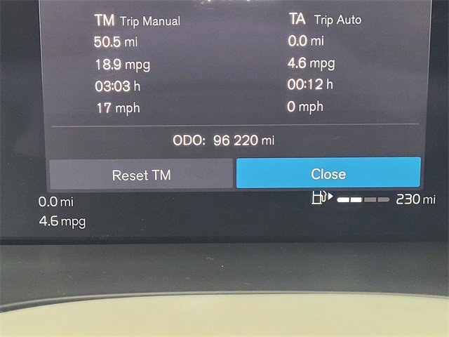 Used 2022 Volvo XC60 B5 Momentum image 22